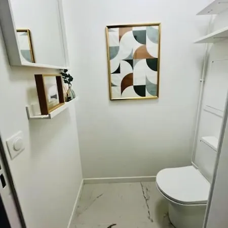 Proche Paris, Disney, Cite Descartes, Centrex Apartment *
