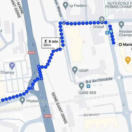Proche Paris, Disney, Cite Descartes, Centrex Apartment *