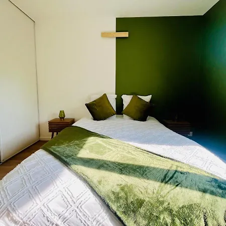 Apartment Proche Paris, Disney, Cite Descartes, Centrex *